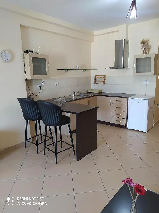 Summer Life Apartments Sarande
